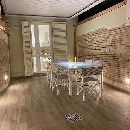 70mt Dal Mare * Viareggio